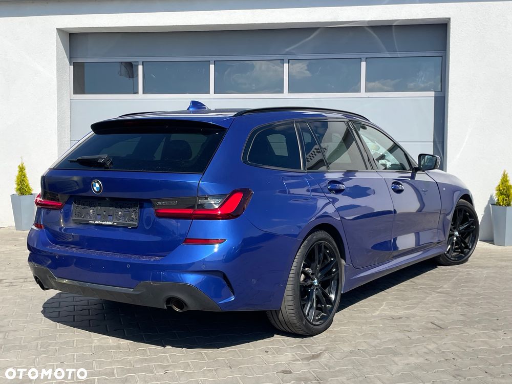BMW Seria 3 320d Touring xDrive - 5