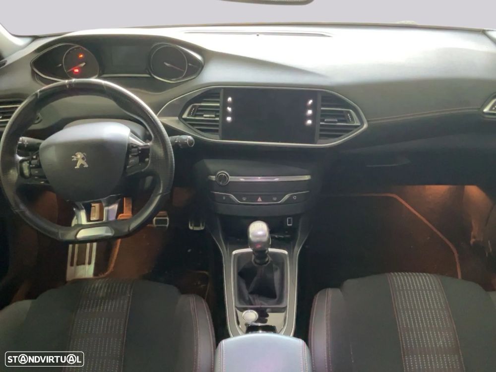 Peugeot 308 1.2 PureTech Allure - 5