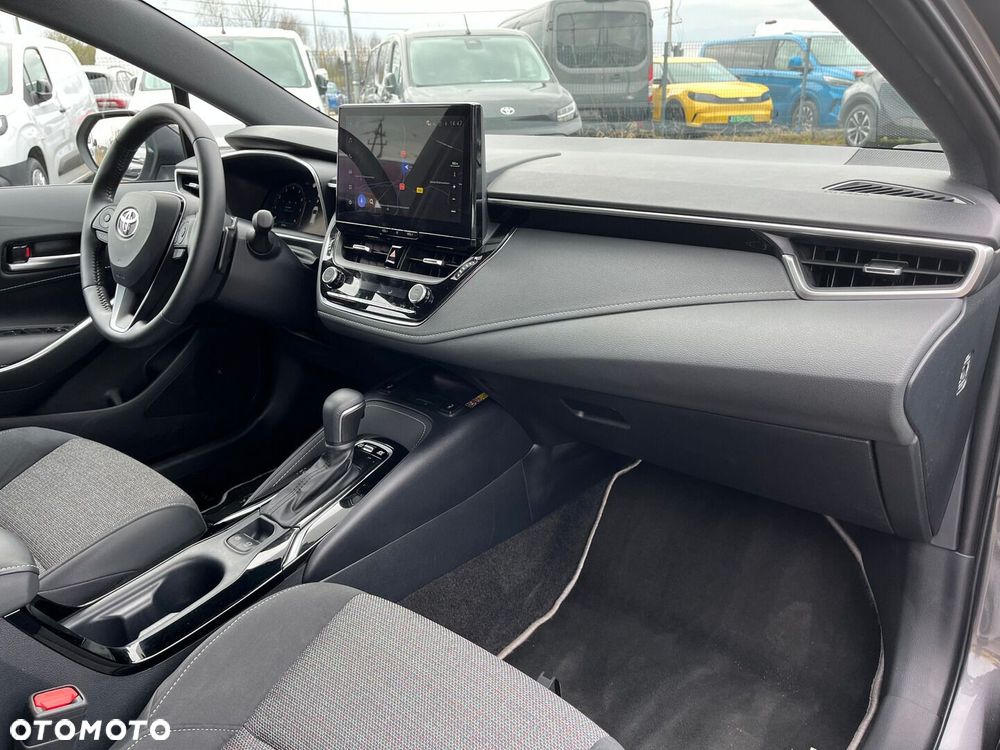 Toyota Corolla 2.0 Hybrid Style - 6