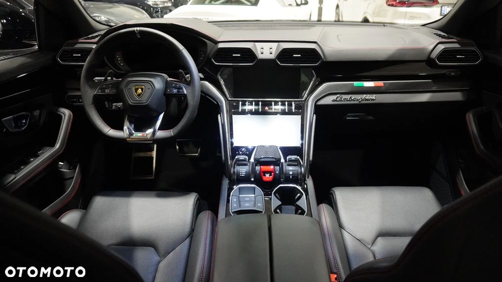 Lamborghini Urus - 7