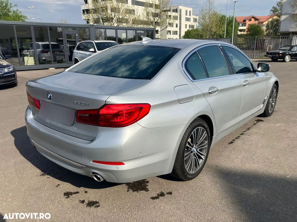 BMW Seria 5 520d AT - 4