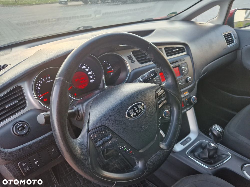 Kia Ceed 1.4 CVVT Edition 7 - 30