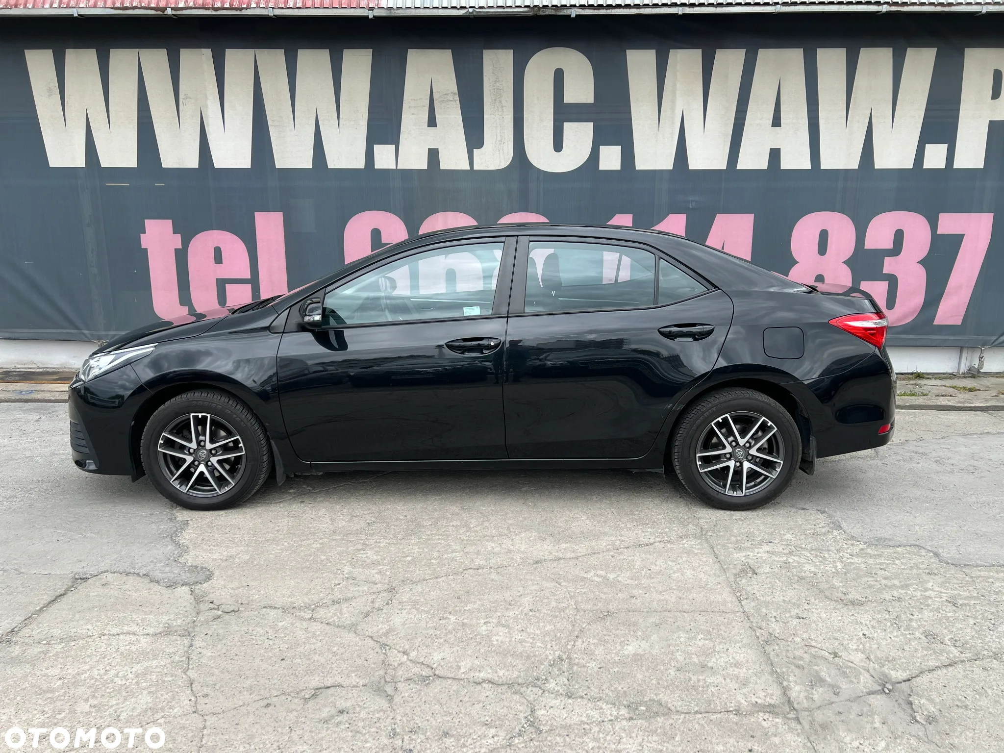Toyota Corolla 1.6 Active - 11