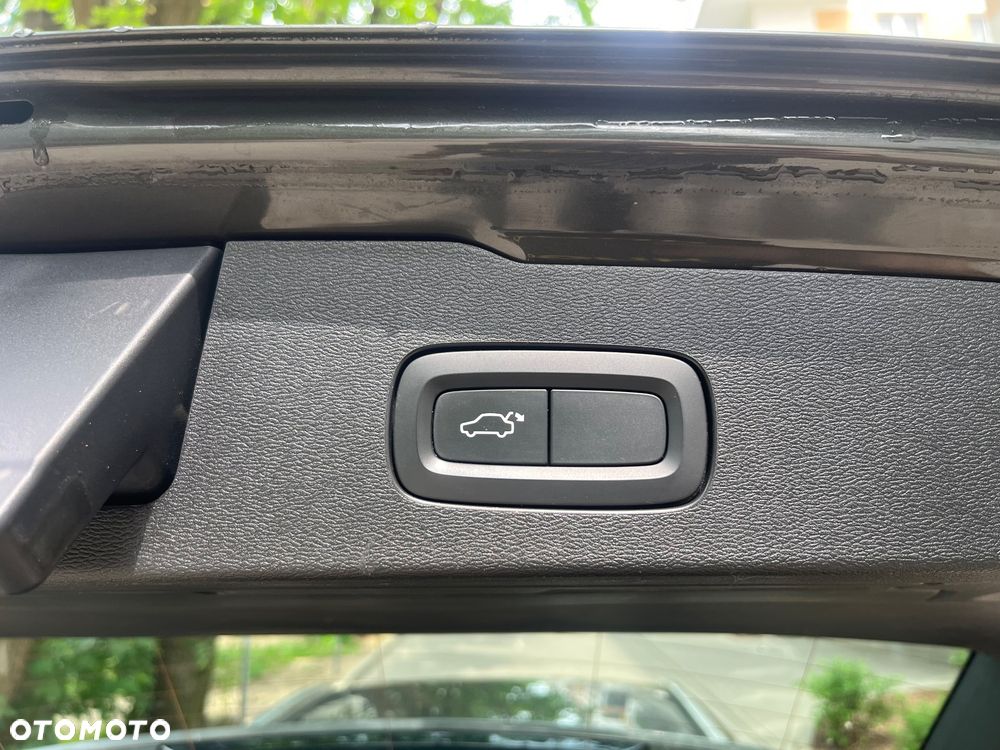 Volvo V60 T4 Momentum Pro - 14