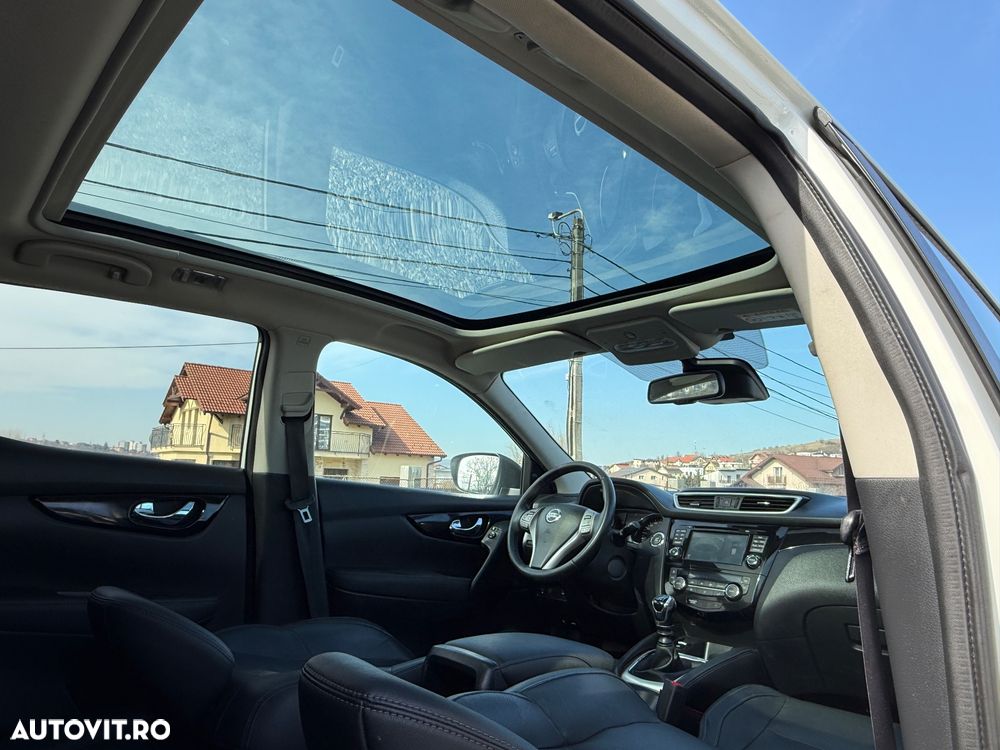 Nissan Qashqai 1.6 DCI TEKNA+ - 8