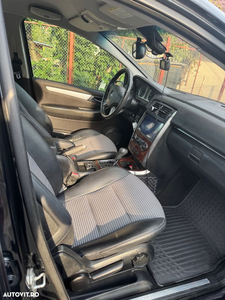 Mercedes-Benz B 180 - 17