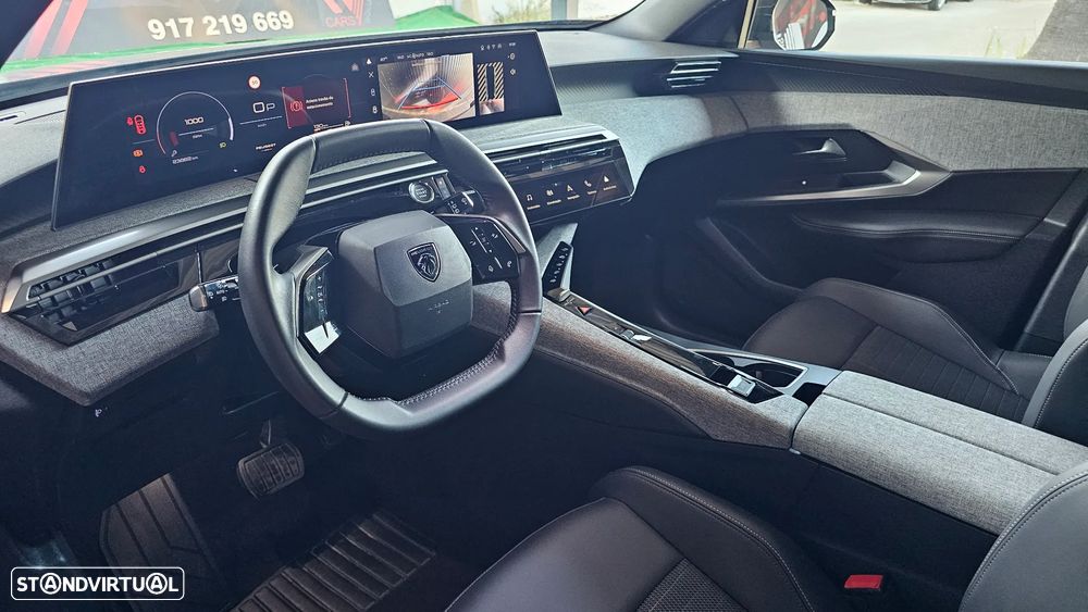 Peugeot 5008 1.2 Hybrid Allure e-DCS6 - 17