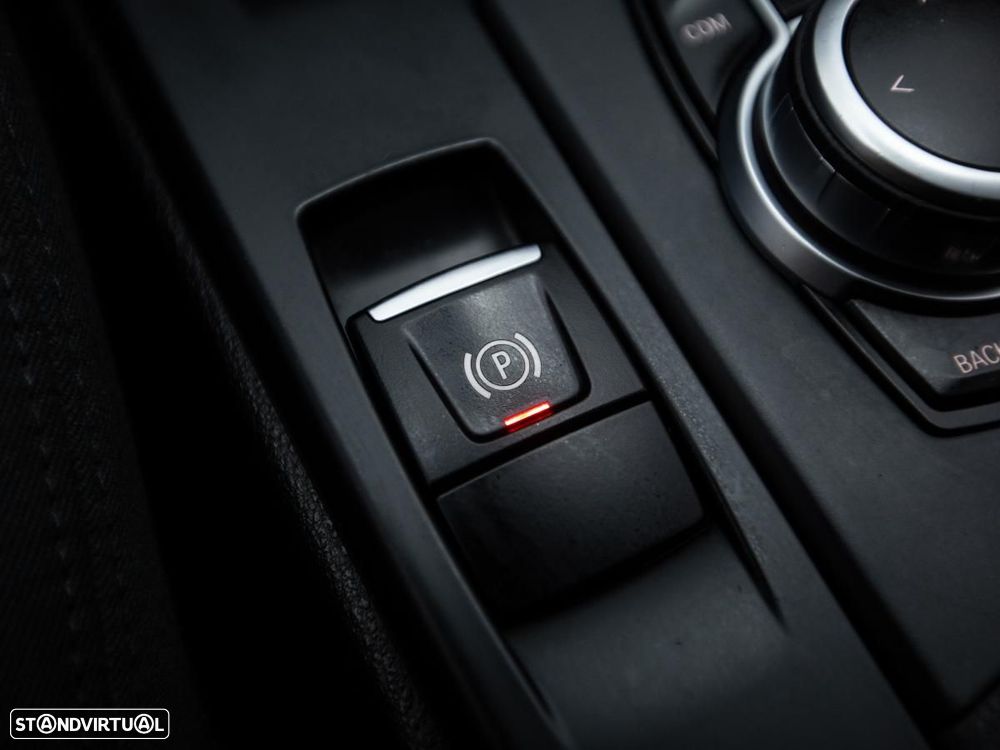 BMW X1 16 d sDrive Auto - 21