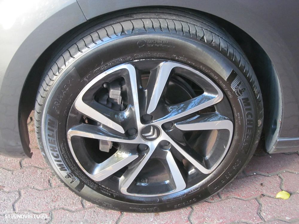 Citroën C4 Spacetourer PureTech 130 Stop&Start EAT8 SELECTION - 34