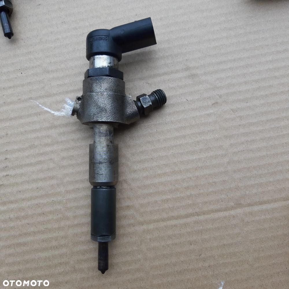 Wtryskiwacz Citroen Peugeot Ford 1.4 Hdi TDCI 9655304880 - 2