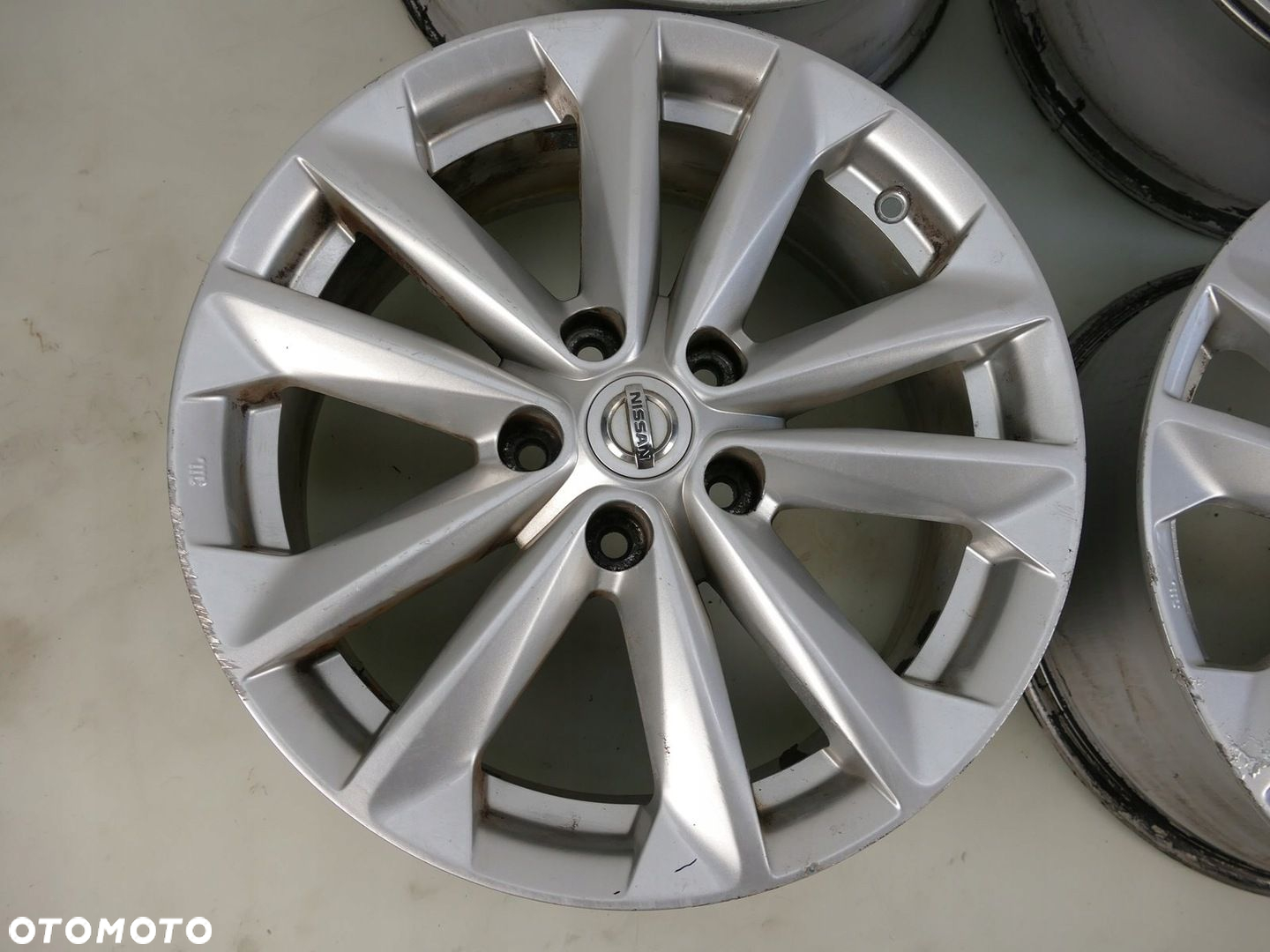 NISSAN QASHQAI J11 FELGI ALUMINIOWE 17" X 7J - 10