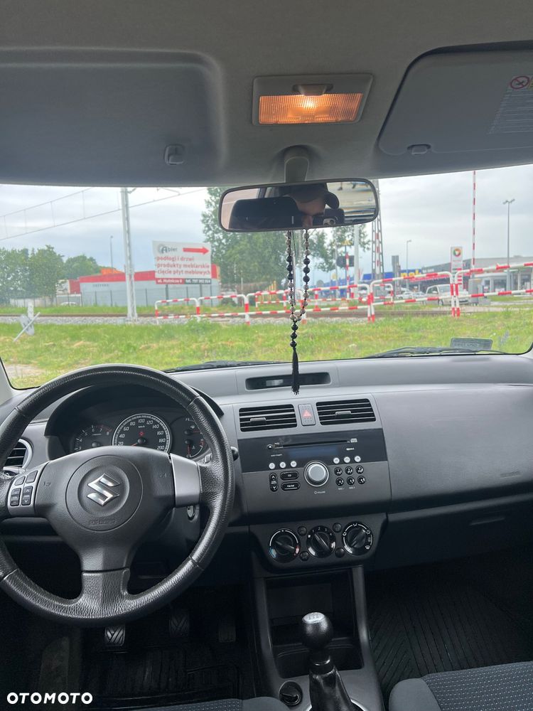 Suzuki Swift 1.3 Comfort - 15
