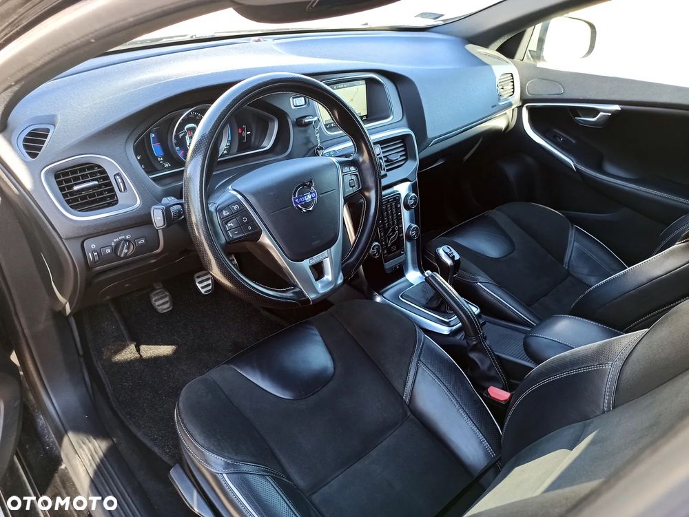 Volvo S60 D2 - 10