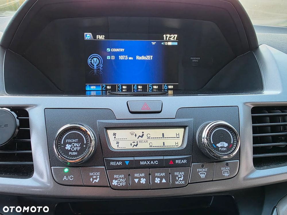 Honda Odyssey 3.5 LX - 18