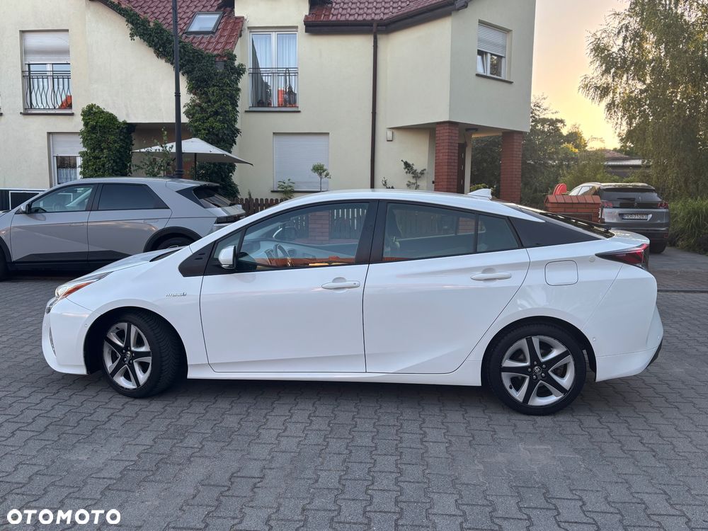Toyota Prius 1.8 Hybrid Prestige - 4
