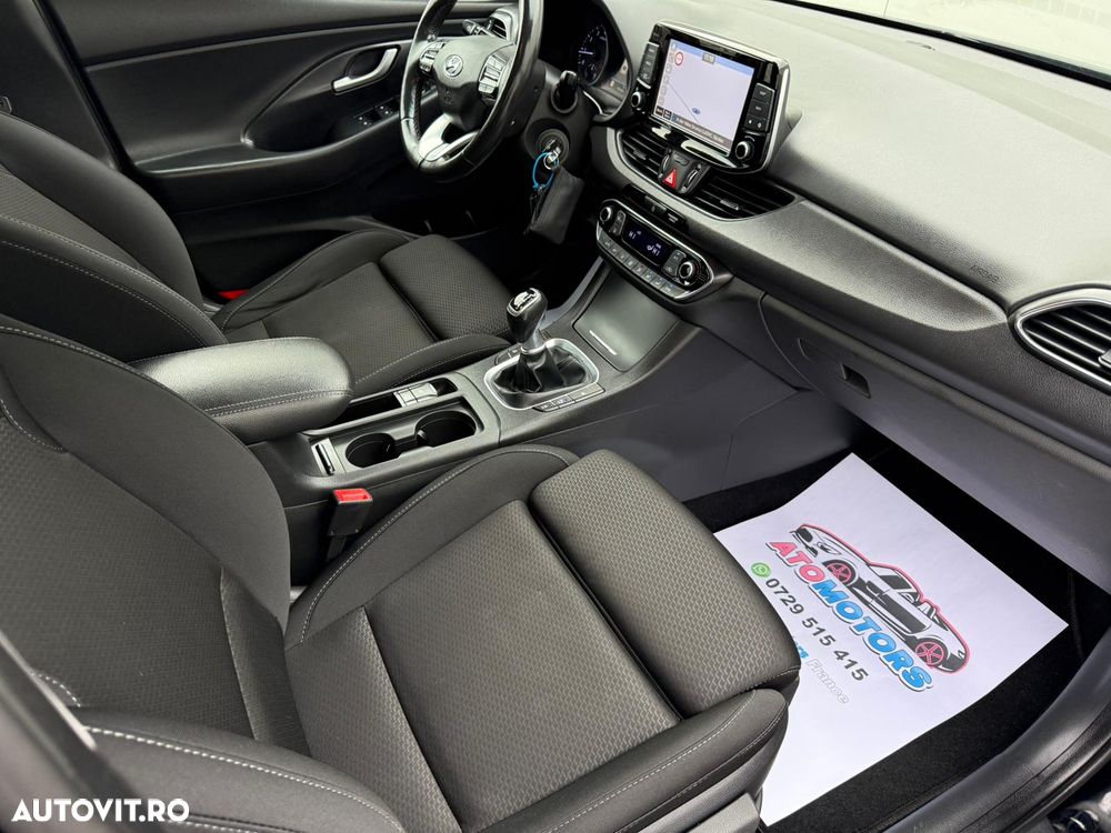 Hyundai i30 1.4 T-GDI Fastback Premium - 5