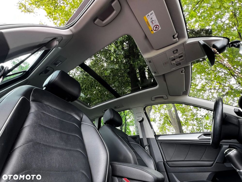 Volkswagen Tiguan - 12