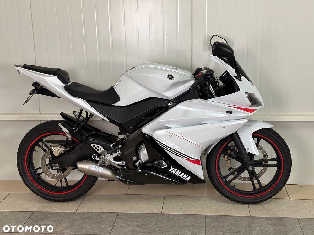 Yamaha YZF - 3