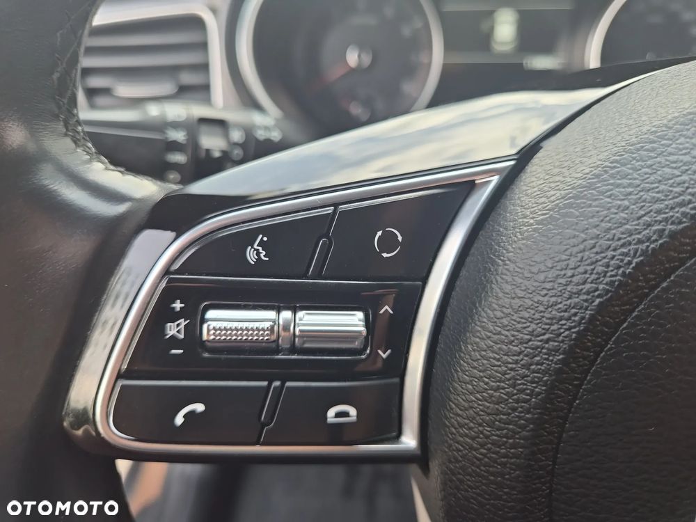 Kia XCeed 1.5 T-GDI M - 15