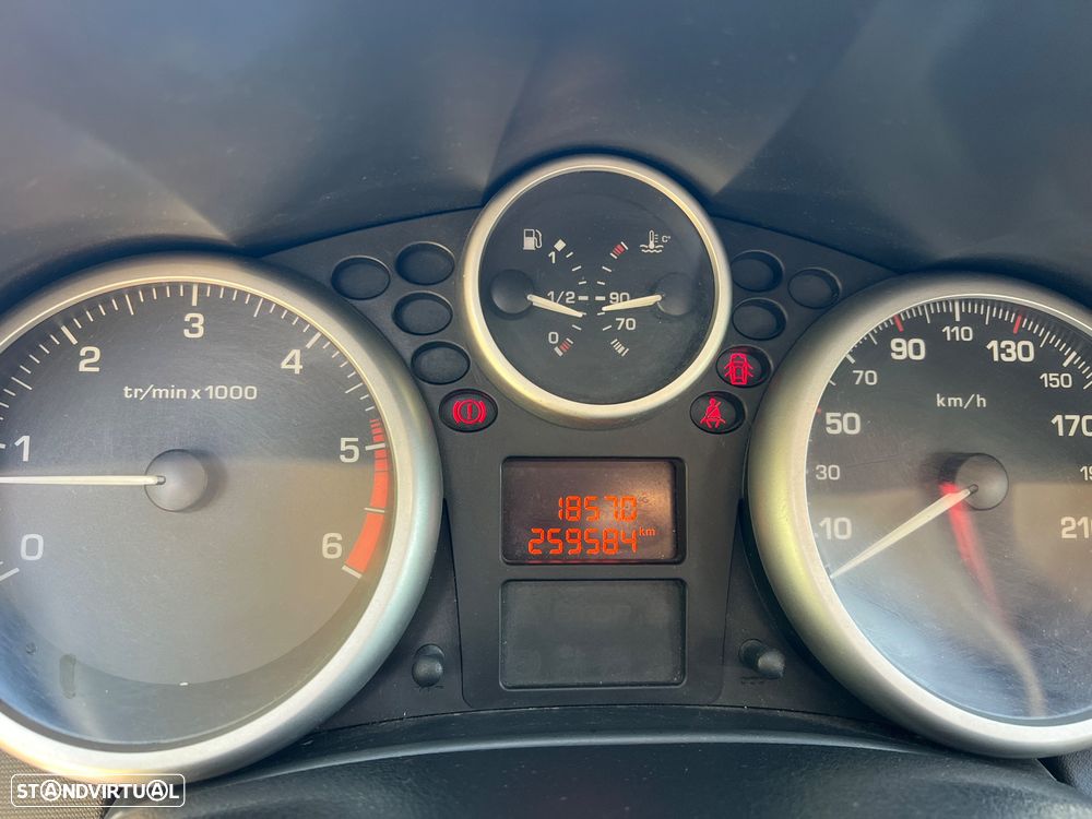Peugeot 207 1.4 HDi Sport - 10