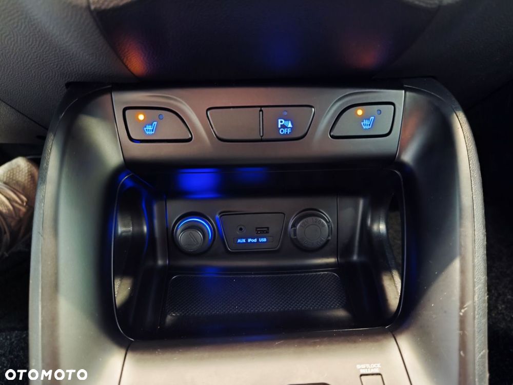 Hyundai ix35 2.0 2WD Automatik Style - 11