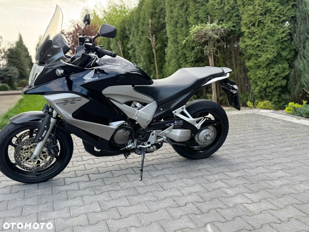 Honda VFR - 7