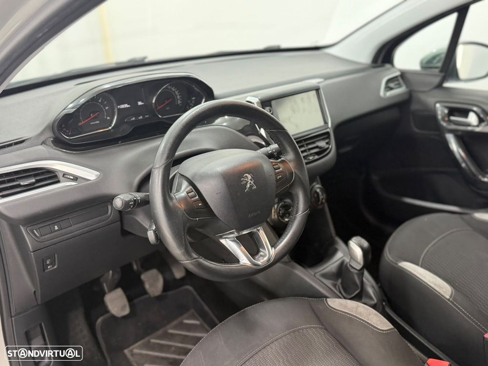 Peugeot 208 1.4 HDi Active - 7