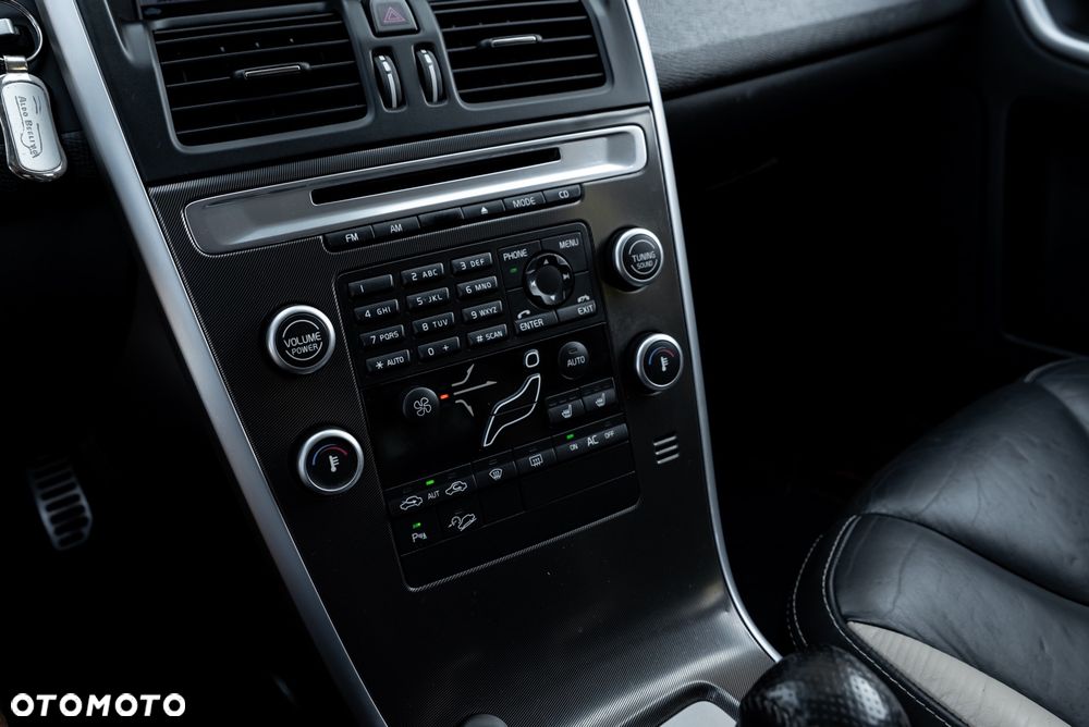 Volvo XC 60 D3 AWD Summum - 32
