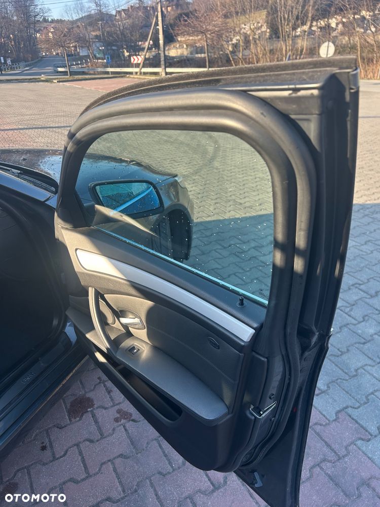 BMW Seria 5 525i Edition Exclusive - 24
