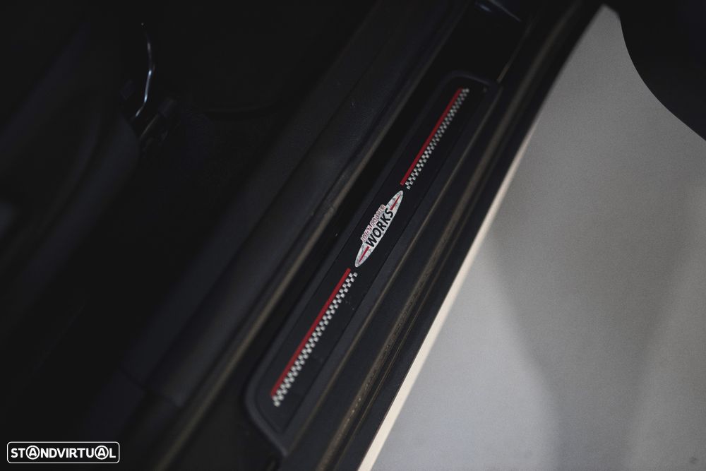 MINI Countryman Cooper SE ALL4 Auto - 19