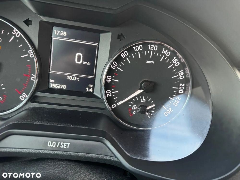 Skoda Octavia - 10
