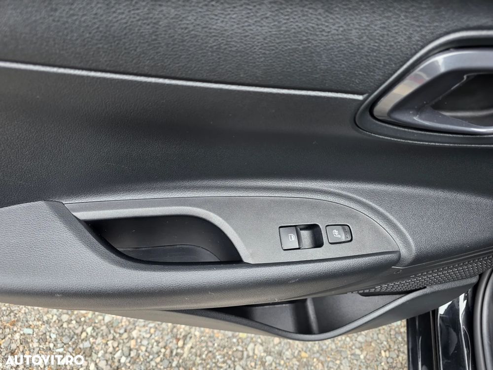 Hyundai i20 - 14