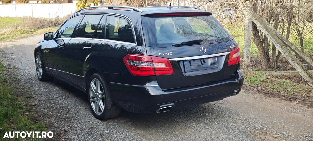 Mercedes-Benz E 200 T CDI DPF BlueEFFICIENCY Automatik Avantgarde - 4