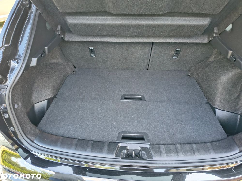 Nissan Qashqai 1.3 DIG-T DCT N-CONNECTA - 26