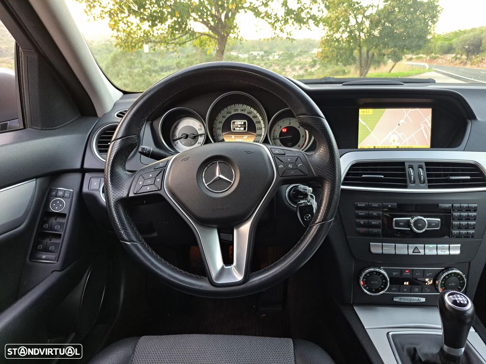 Mercedes-Benz C 220 CDi Avantgarde BlueEfficiency - 15