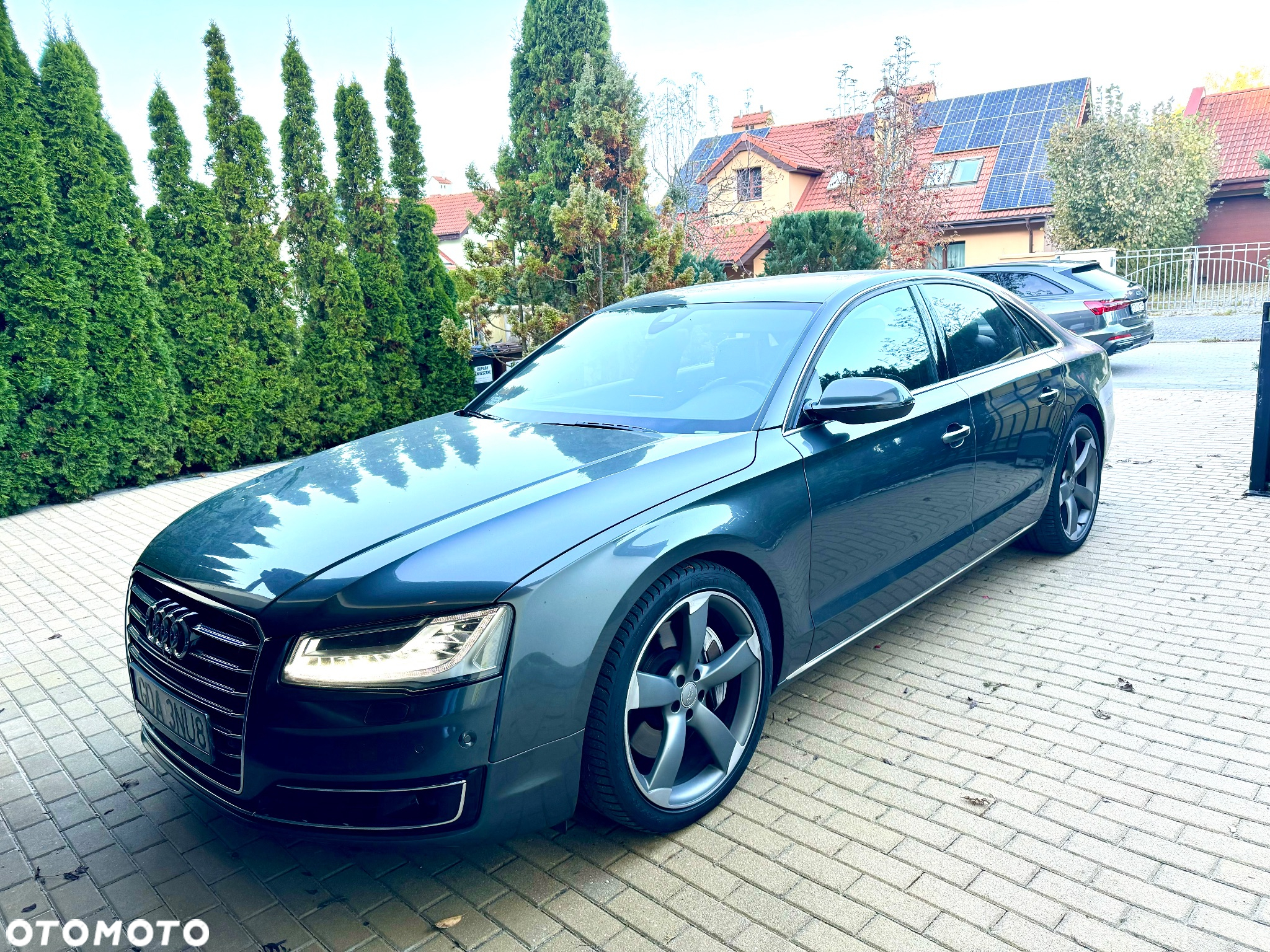 Audi A8 - 4