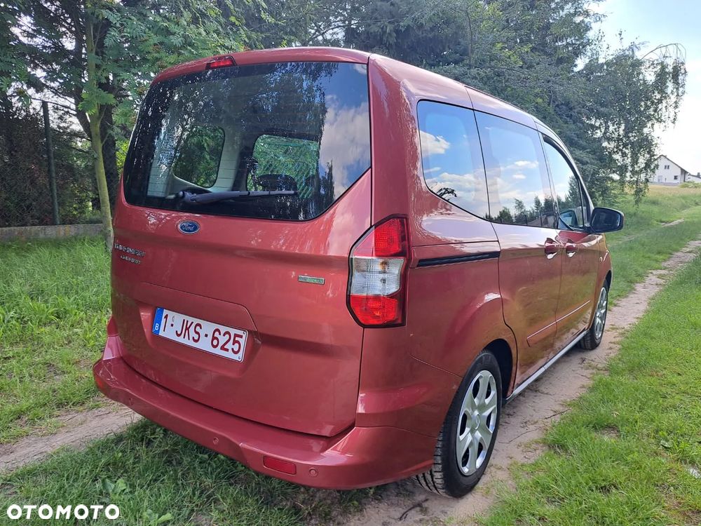 Ford Tourneo Courier 1.0 EcoBoost S&S Titanium - 5