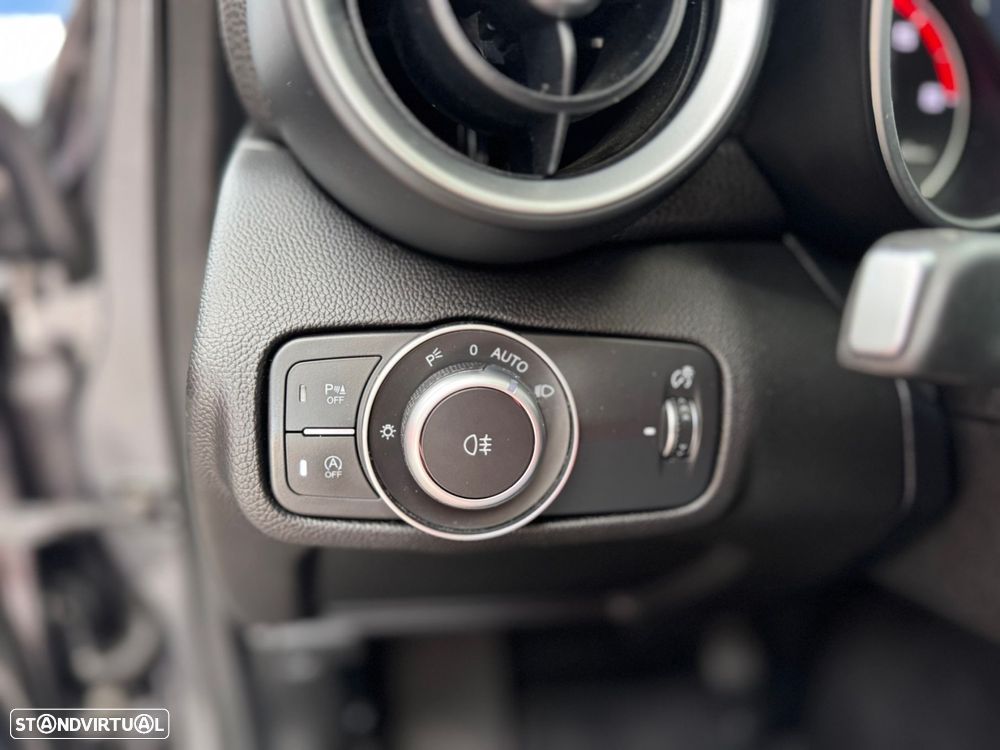 Alfa Romeo Giulia 2.2 Diesel AT8-Q4 Super - 38