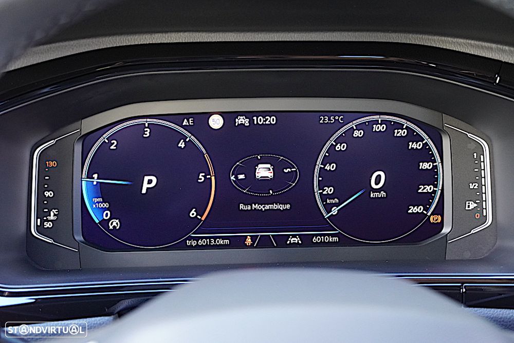 VW T-Roc 2.0 TDI R-Line DSG - 40
