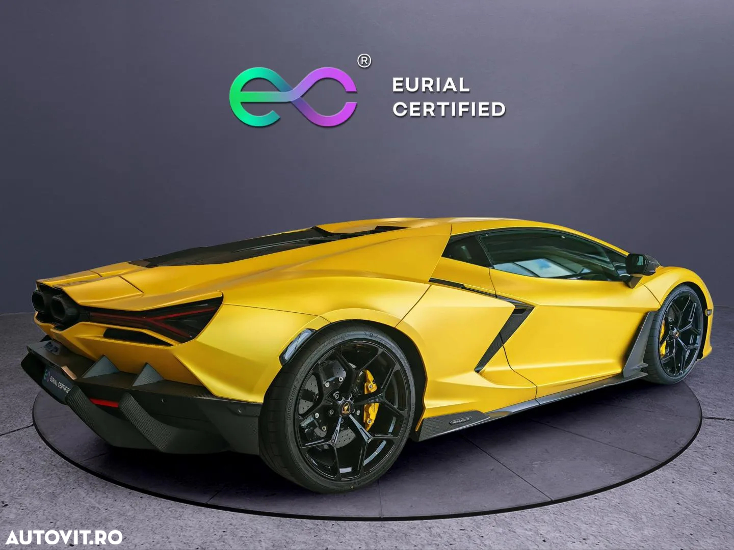 Lamborghini Revuelto - 8