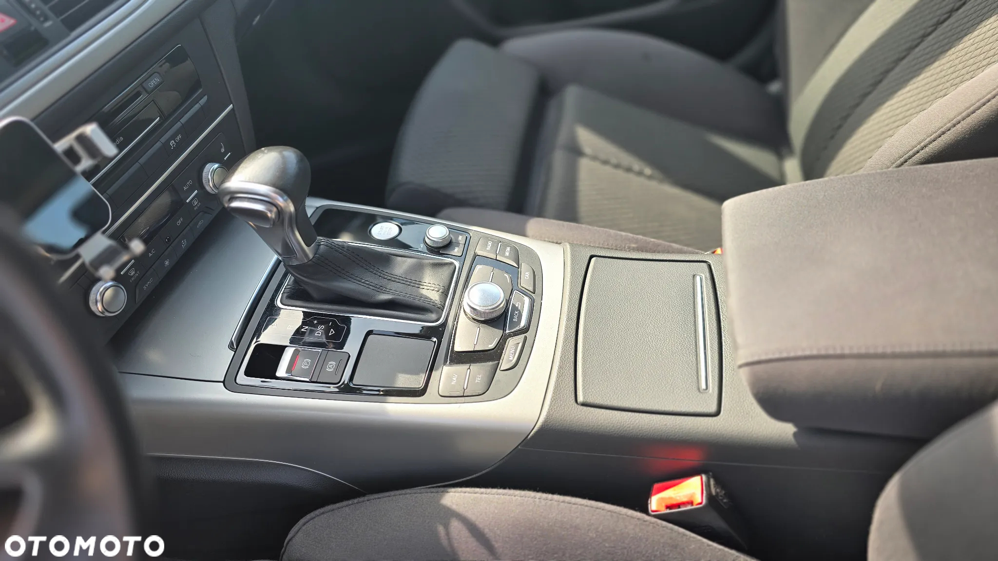 Audi A6 ver-2-0-tdi-ultra-s-tronic - 15