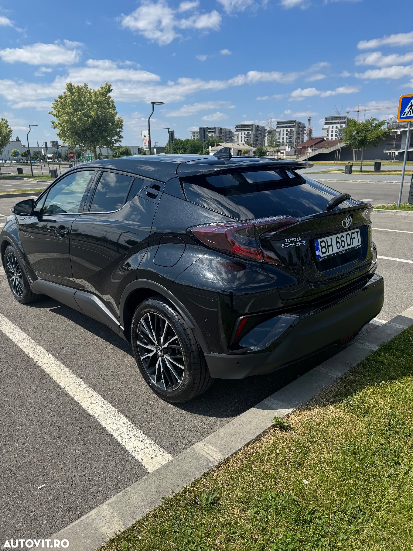 Toyota C-HR 1.8 HSD 122 CP 4x2 CVT C-lassy - 6