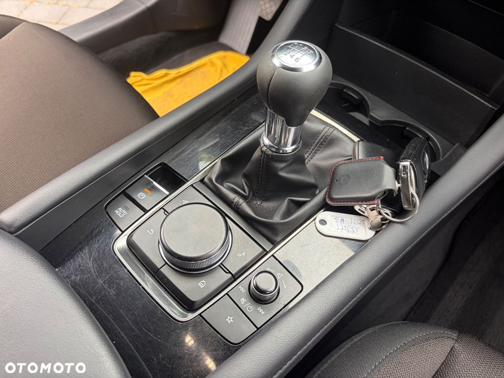 Mazda 3 e-SKYACTIV-G 150 M HYBRID EXCLUSIVE-LINE - 28