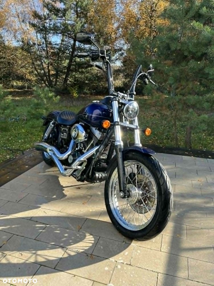 Harley-Davidson Dyna Street Bob - 11