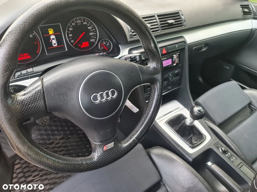 Audi A4 - 9