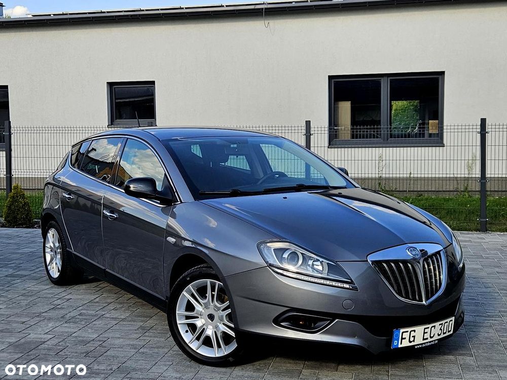 Lancia Delta 1.4 TurboJet 16v Gold - 14