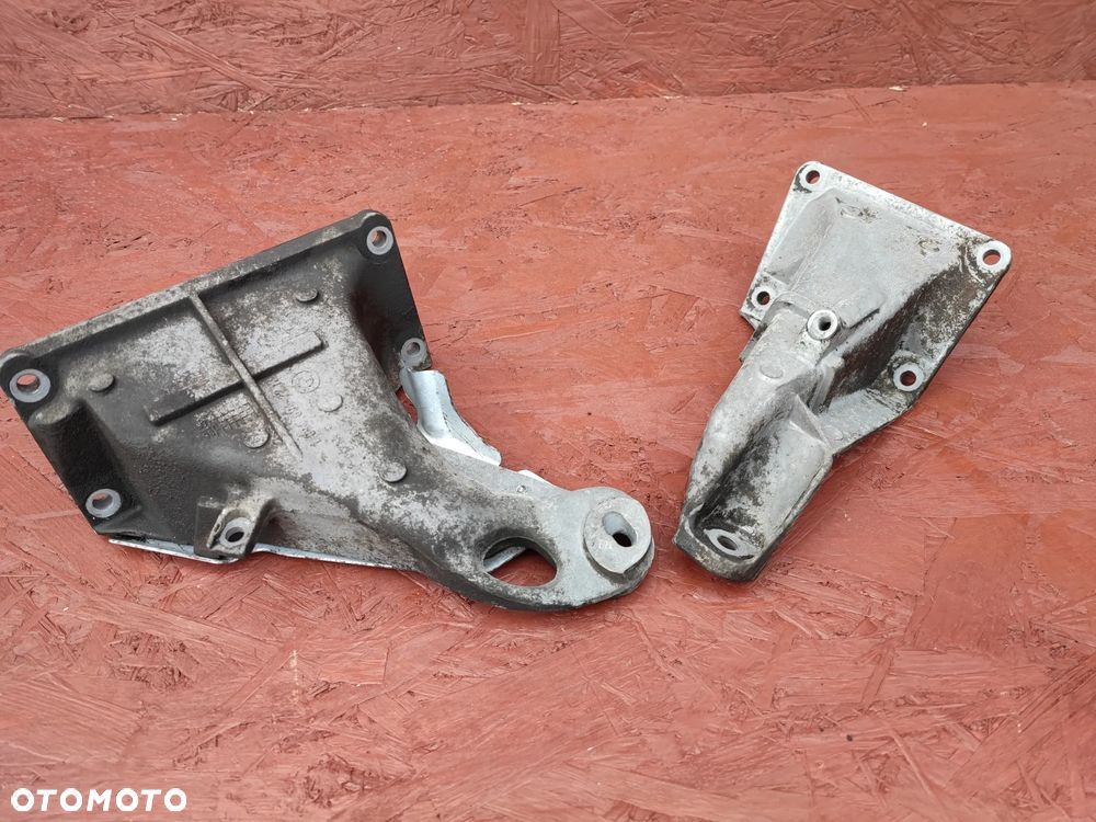 BMW E46 ORYGINALNE ŁAPY SILNIKA LEWA / PRAWA DO GAMY SILNIKÓW M54 ORAZ M52TU ( R6) O NR. 1 094 697 / 1 094 694 OEM - 1