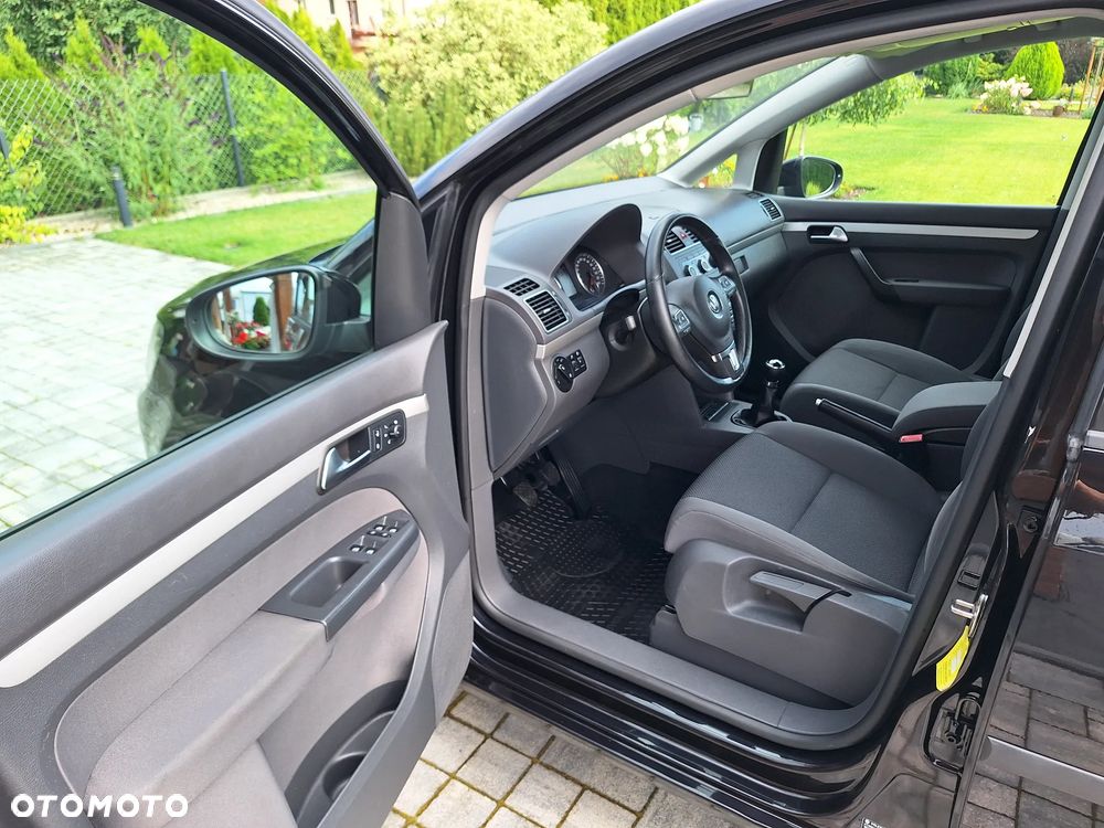 Volkswagen Touran 1.4 TSI STYLE - 7