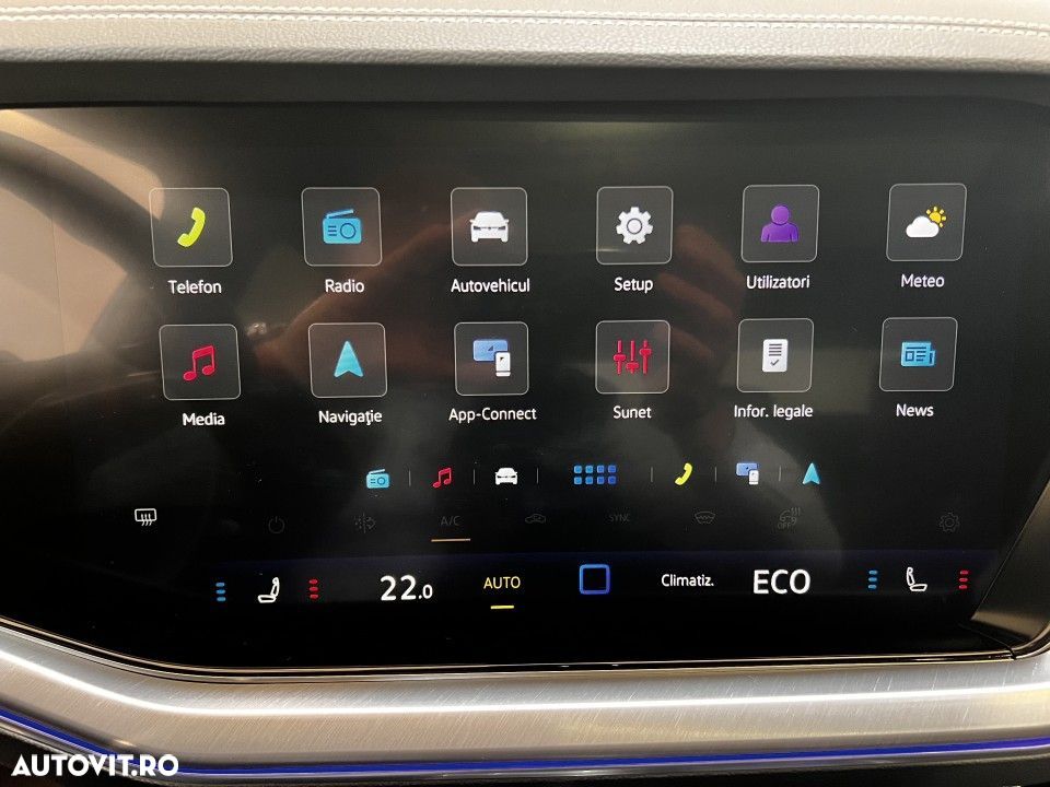 Volkswagen Touareg - 20