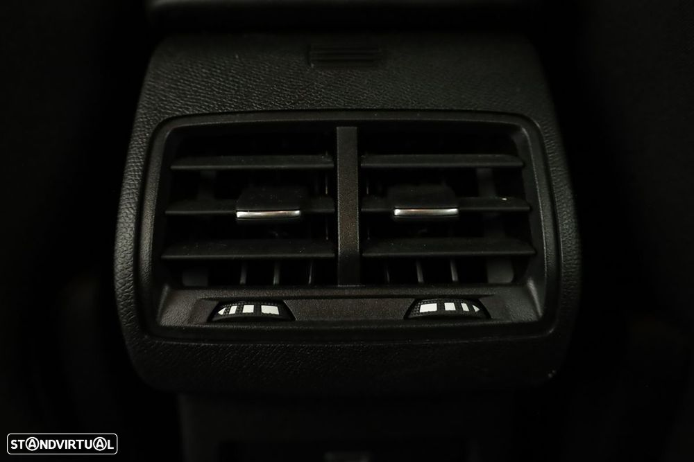 Citroën C4 1.2 PureTech Plus EAT8 - 23